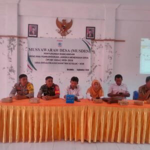 Bhabinkamtibmas Desa Desaloka Hadiri Sekaligus Berikan Pengamanan Kegiatan RPJMDes