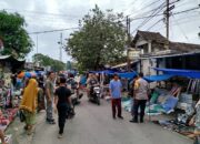 Patroli Rutin Polsek Praya Sambangi Pasar Renteng.