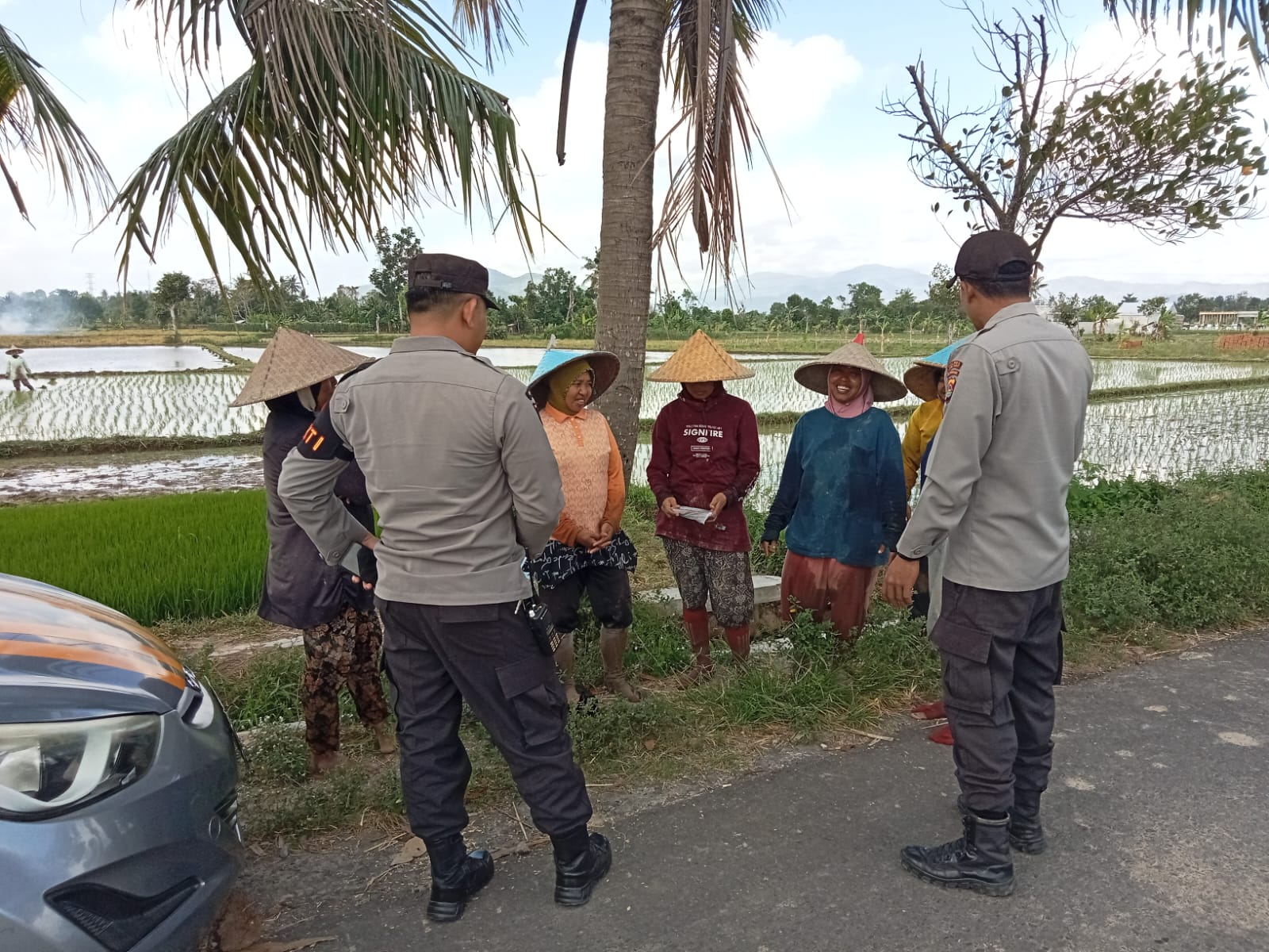 Dialog Hangat di Ombe Baru Polsek Kediri Jalin Kemitraan Jaga Kamtibmas