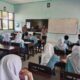 Garda Terdepan Generasi Emas: Sosialisasi Bahaya Narkoba, Judi Online, dan Bullying di SMPN 1 Labuapi