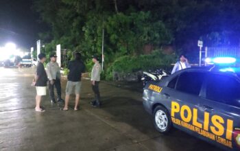 Polisi Kawal Sahur di Pelabuhan Lembar, Warga Merasa Lebih Aman