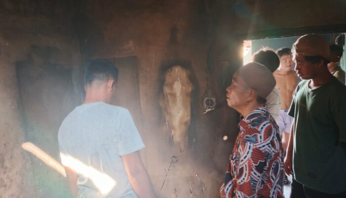 Kebakaran Rumah di Lembar Barat Hanguskan Harta Rp50 Juta