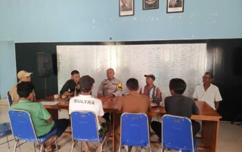 Bhabinkamtibmas Desa Kelanir Fasilitasi Mediasi Dua Keluarga, Persoalan Remaja Diselesaikan Secara Kekeluargaan