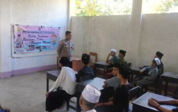 Polsek Sekotong Edukasi Santri Ponpes Telaga Lebur tentang Bahaya Sosial
