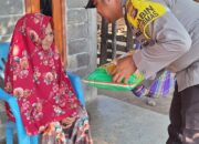 Bhabinkamtibmas Desa Tolokalo Salurkan Bantuan Sosial untuk Warga Binaan