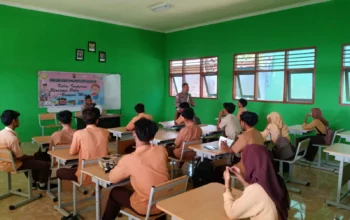 Polsek Sekotong Menyapa Sekolah, Cegah Bullying dan Pernikahan Dini