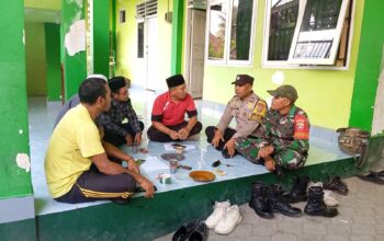 POLRES LOMBOK TENGAH GELAR PATROLI DIALOGIS, AJAK MASYARAKAT JAGA KAMTIBMAS