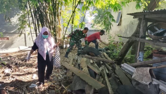 Sinergi Babinsa, Puskesmas, dan Warga Lawan DBD di Pejeruk Timur