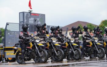 Polri Peragakan Model Pelayanan Unjuk Rasa Terbaru pada Apel Kasatwil 2025, Dirsamapta: “Semua Tindakan Harus Sesuai Prosedur dan Berbasis HAM”