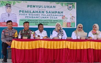Bhabinkamtibmas Desa Lamusung Hadiri Penyuluhan Pemilahan Sampah dalam Program Pembangunan Desa