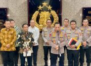 Kapolri dan Menteri Kehutanan Bentuk Satgas Gabungan Telusuri Temuan Kayu yang diduga akibatkan Bencana di Aceh dan Sumatera