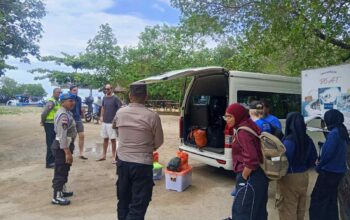 Patroli Dialogis Polsek Sekotong Sasar Wisatawan Pesisir Pantai