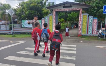 Personel Polsek Sekongkang Gelar Kegiatan Rawan Pagi wujud Pelayanan Kepada Masyarakat