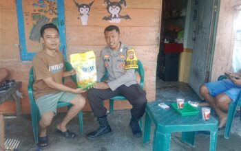 Jaga Stabilitas Harga, Polsek Lape Kembali Salurkan 400 Sak Beras SPHP Harga Murah untuk Warga