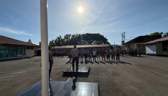 POLRES DOMPU GELAR SOSIALISASI PENGAWASAN INTERNAL UNTUK CEGAH PELANGGARAN DAN PERILAKU AROGAN PERSONEL Dompu