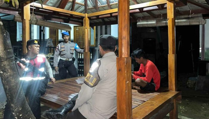 Upaya Polsek Sekotong Jaga Kamtibmas Melalui Patroli Malam Dialogis