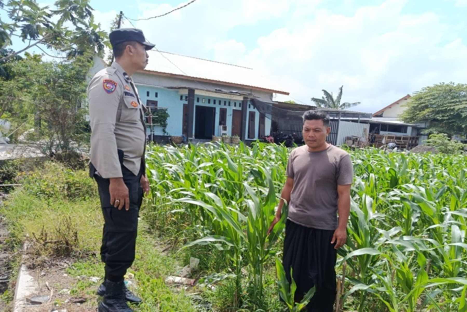 Polres Lobar Edukasi Warga Manfaatkan Lahan Pekarangan