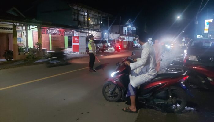 Polres Sumbawa Barat Intensifkan Pengamanan Salat Tarawih, Wujudkan Rasa Aman dan Nyaman di Bulan Ramadan 1447 H