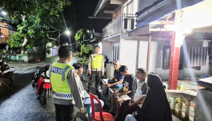 Patroli Dialogis Ramadhan, Polsek Seteluk Ajak Warga Jaga Stabilitas Wilayah