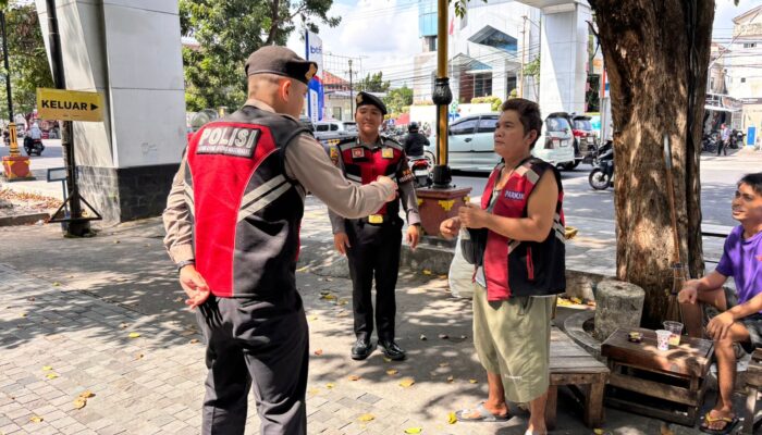 Patroli Kota Presisi Ramadhan, Polda NTB Sasar Pasar Dasan Agung
