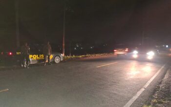 Jaga Stabilitas Kamtibmas di Jalur Utara Personel Polsek Wanasaba Patroli