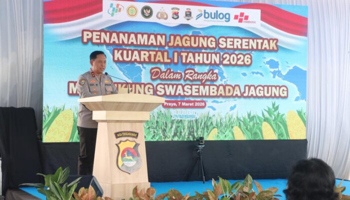 Kapolda NTB Pimpin Penanaman Jagung Serentak di Loteng, Dukung Swasembada Pangan 2026. ‎