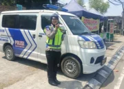 Langkah Tegas Polres Lombok Barat Tekan Angka Kecelakaan di Jalur Wisata Batu Layar Melalui Penling