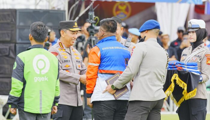 Pimpin Apel Ojol-Buruh di Sumsel, Kapolri Tekankan Jaga Persatuan hingga Stabilitas Nasional