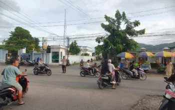 Polsek Kuripan Amankan Ngabuburit di Simpang Empat Desa Kuripan
