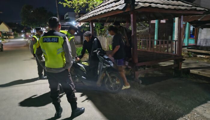 Patroli Dialogis Polsek Taliwang, Ajak Warga Jaga Kamtibmas di Bulan Ramadhan