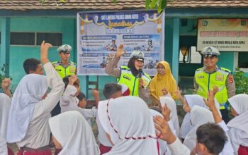Tanamkan Tertib Lalu Lintas Sejak Dini, Sat Lantas Polres Bima Kota Sosialisasi “Ramadhan Tertib Berlalu Lintas” di SDN 57 Wadumbolo
