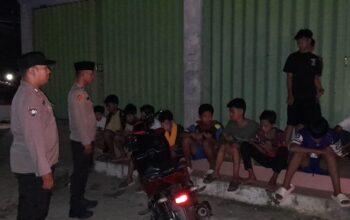 Polsek Wawo Patroli Menjelang Sahur, Cegah Gangguan Kamtibmas Selama Ramadhan