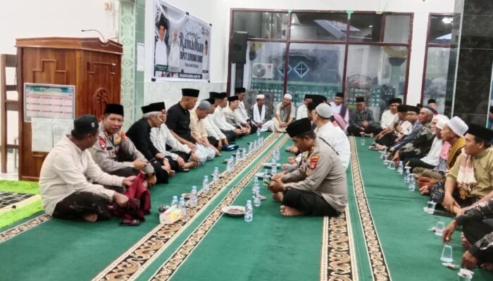 Safari Ramadan di Masjid Jamiq Al Muttaqin Desa Goa Penuh Kebersamaan