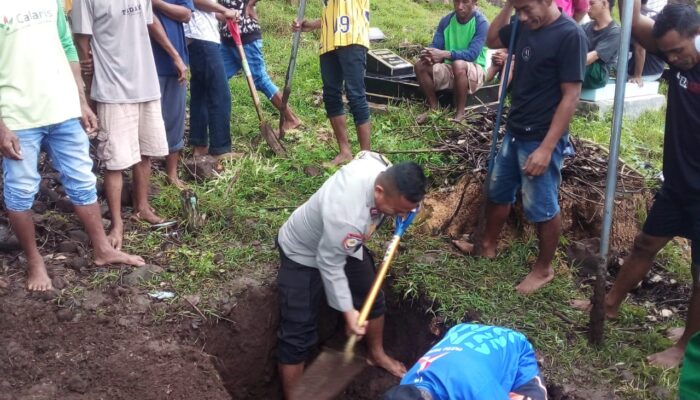 Bhabinkamtibmas Polres Bima Kota Sambang Duka di Kelurahan Rite, Wujud Kepedulian Polri kepada Warga