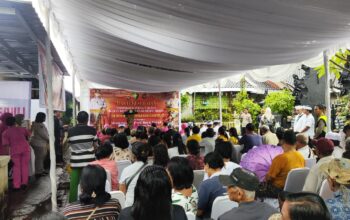 Sambut Hari Raya Nyepi, Polda NTB Gelar Bakti Kesehatan Gratis di Pura Pasupati