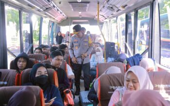 Kapolda NTB Hadiri Pelepasan Mudik Gratis Pemprov NTB