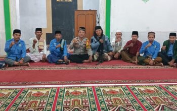 Pererat Silaturahmi, Bhabinkamtibmas Polsek Woha Hadiri Acara Buka Puasa Bersama Warga Binaan