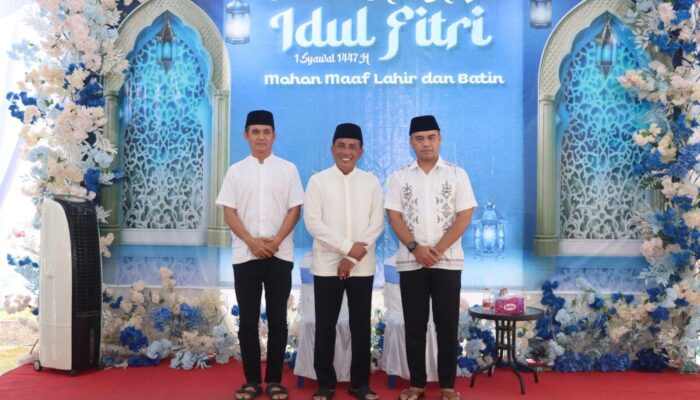Momentum Idul Fitri 1447 H Perkuat Sinergitas, Kapolres Bima Kabupaten didampingi Ketua Bhayangkari Silahturahmi di Kediaman Bupati dan wakil Bupati Bima