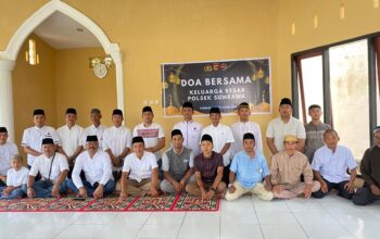 Perkuat Iman dan Sinergitas, Keluarga Besar Polsek Sumbawa Gelar Doa Bersama di Masjid Al-Amin