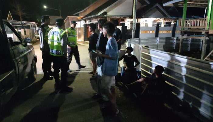 Polsek Taliwang Gencarkan Patroli Dialogis, Ajak Warga Aktif Jaga Kamtibmas