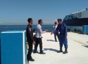 Langkah Sigap Sat Polairud Polres Lombok Barat Jamin Keamanan Wisatawan di Pelabuhan Senggigi