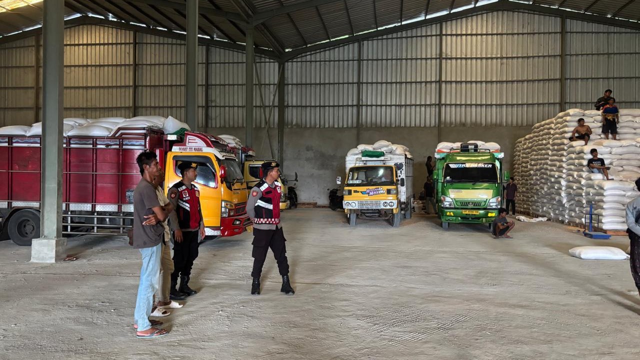 Pastikan Stok Pangan Aman, Polres Lombok Barat Intensifkan Patroli di Objek Vital Nasional