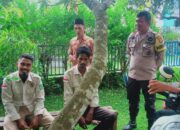 Bhabinkamtibmas Polres Bima Kota Perkuat Kamtibmas Lewat Silaturahmi dengan Warga dan Staf Desa