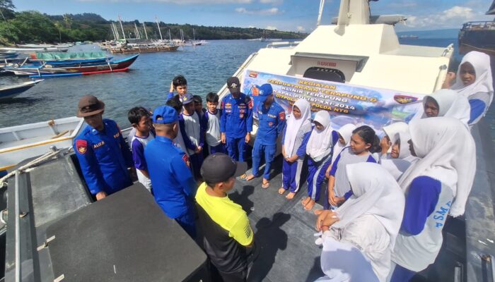 Perpustakaan dan Klinik Terapung: Wujud Nyata Pelayanan Prima Ditpolairud Polda NTB bagi Masyarakat Pesisir