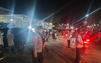 Polres Bima Kota Kawal dan Amankan Pelepasan Jamaah Haji Kecamatan Sape