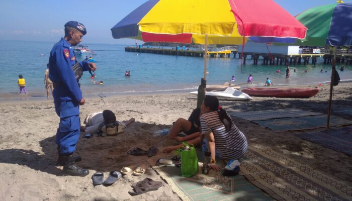 Pantai Senggigi Dijaga Ketat Sat Polairud, Pastikan Akhir Pekan Wisatawan Aman dan Nyaman