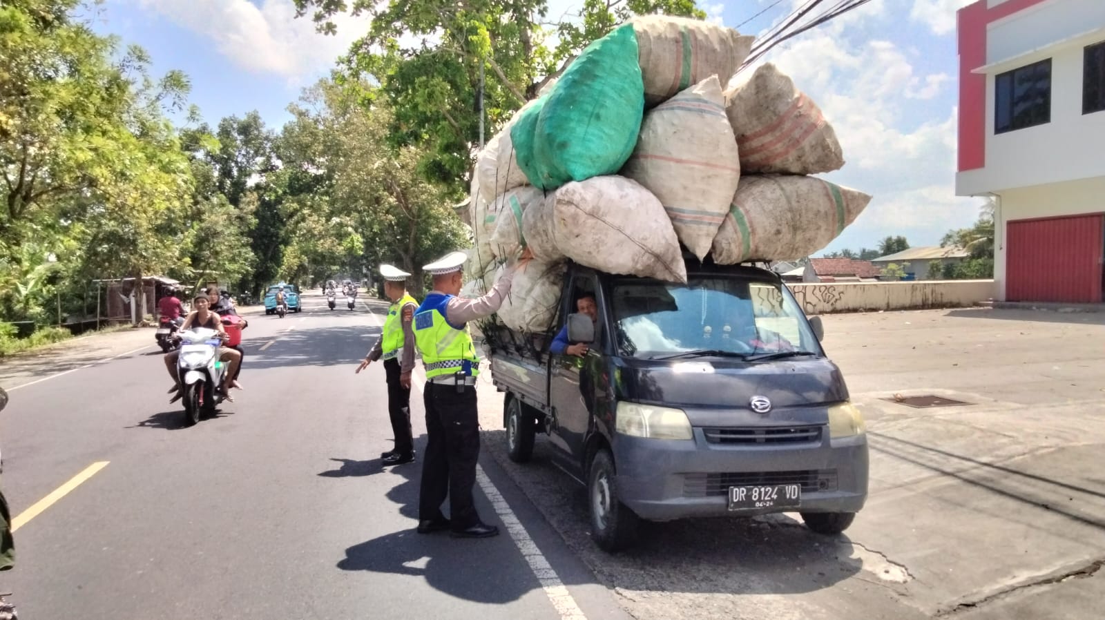 Satlantas Polres Lombok Barat Antisipasi Balap Liar Sore