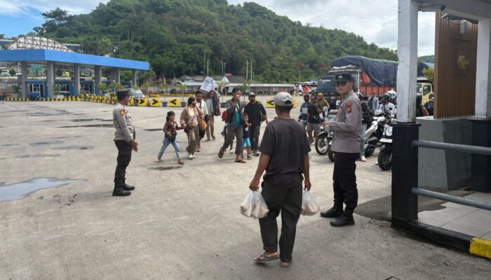 Polsek Kawasan Pelabuhan Lembar Perketat Pengamanan, Pastikan Penyeberangan ke Bali Aman dan Nyaman