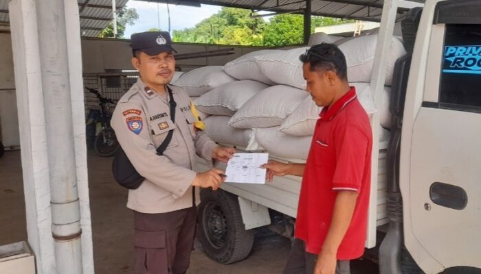 Polisi di Lombok Barat Kawal Ketahanan Pangan ke Bulog