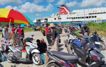Polres Lombok Barat Perketat Keamanan Pelabuhan Gili Mas Lewat Patroli Dialogis dan Inovasi KEMOS 110